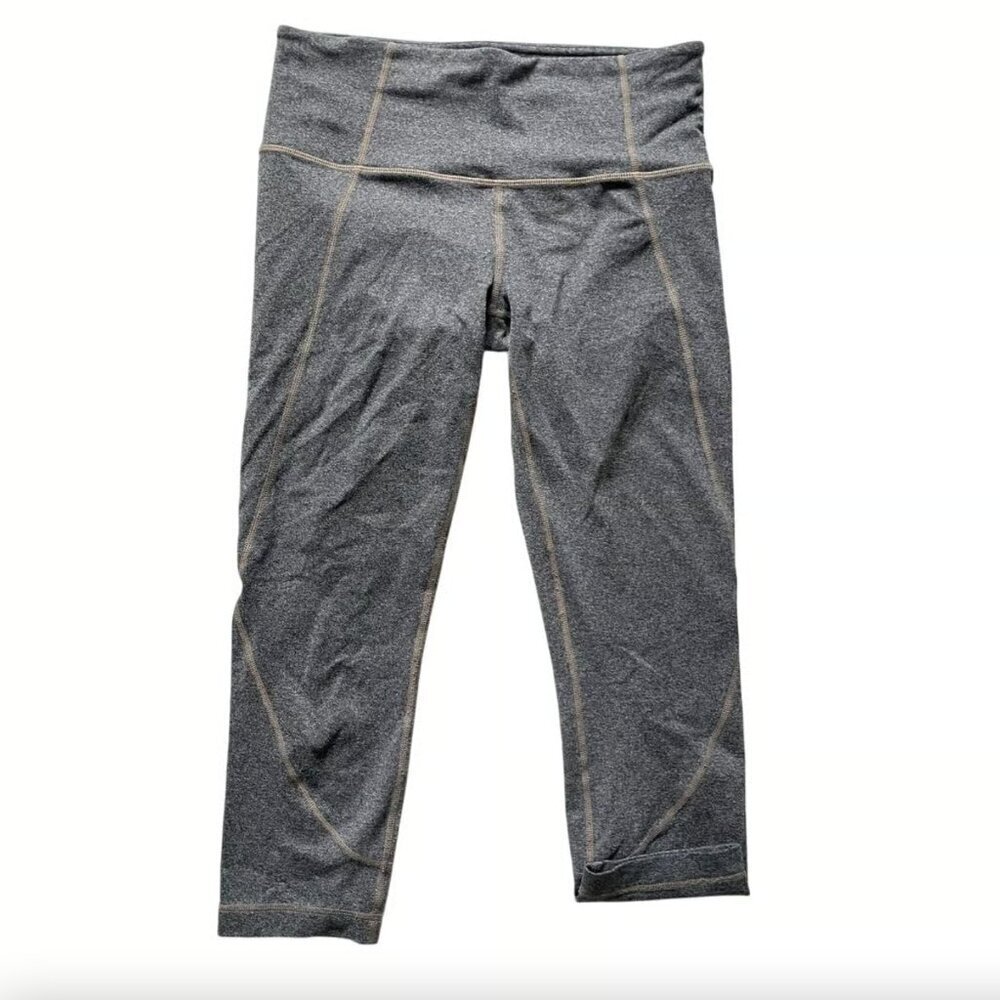 Athleta Gray Marl Salutation Capri Leggings • Athletic Athleisure • Size S 🗣